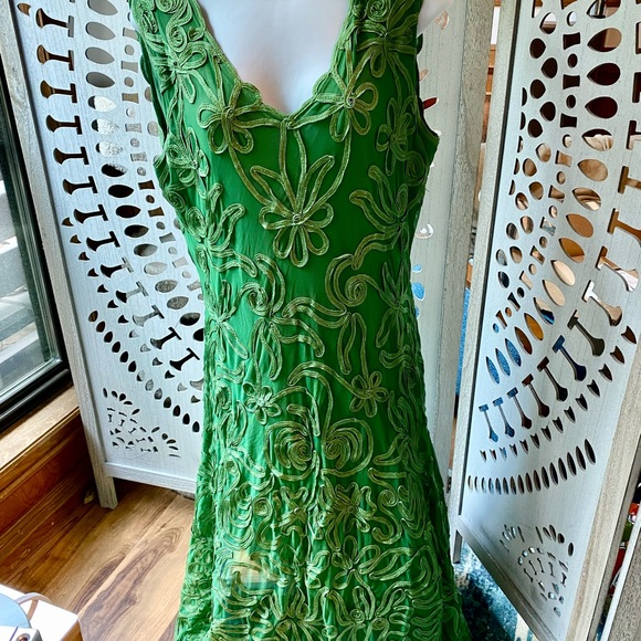 Phase 8 Embroidered Crewel Green Dress sz UK 18 US 14 - Picture 1 of 5